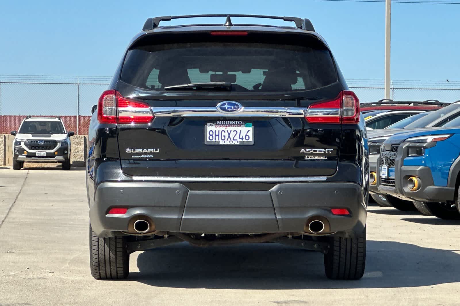 Used 2019 Subaru Ascent Touring w/ Popular Package #3 AWD/4WD image 4