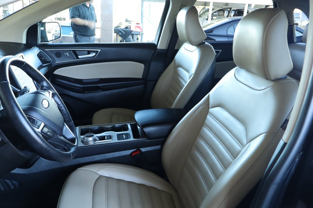 Used 2024 Ford Edge SEL AWD/4WD image 19