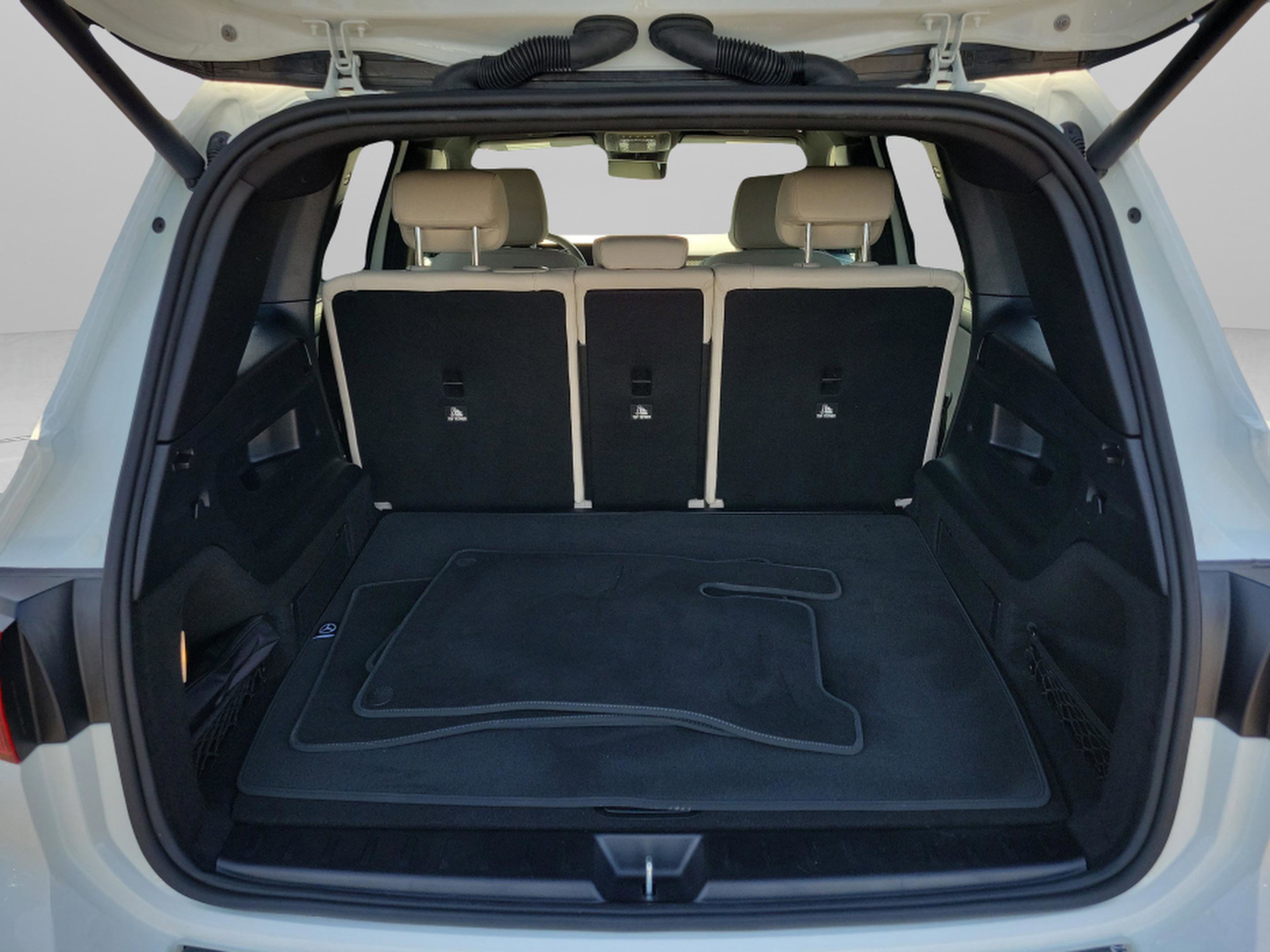 Certified 2025 Mercedes-Benz GLB 250 image 30