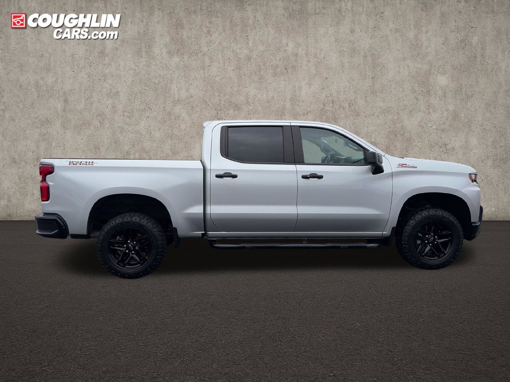 Used 2022 Chevrolet Silverado 1500 LT Trail Boss w/ Bed Protection Package AWD/4WD image 9