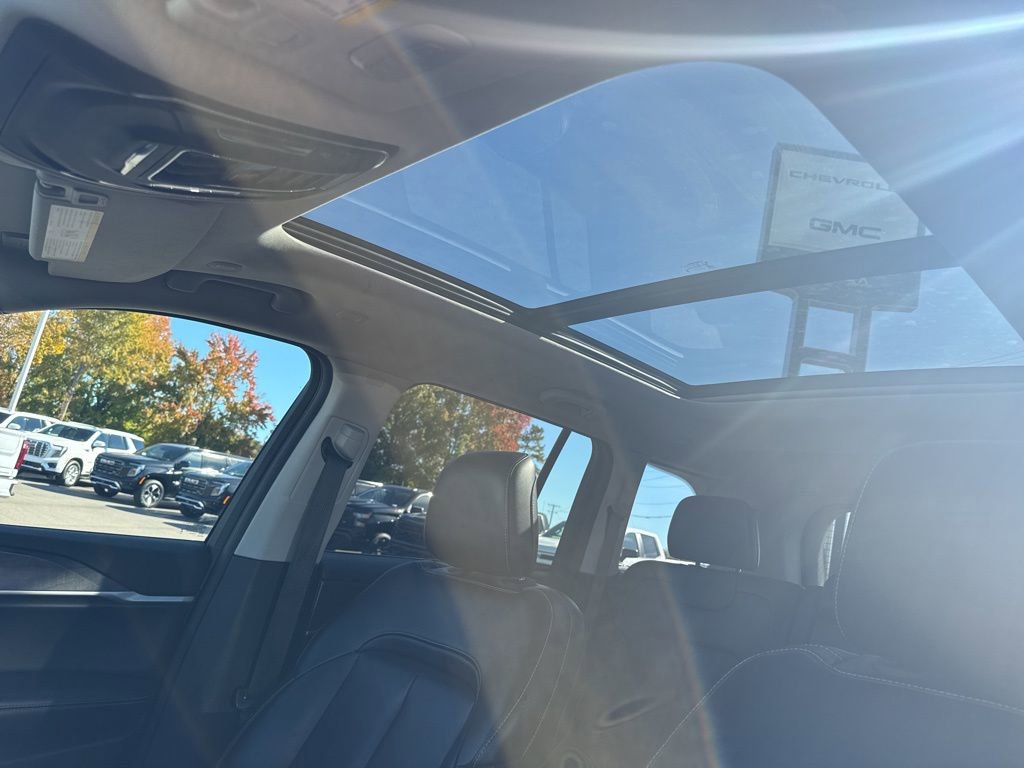 Used 2023 Jeep Grand Cherokee 4WD 4xe image 12