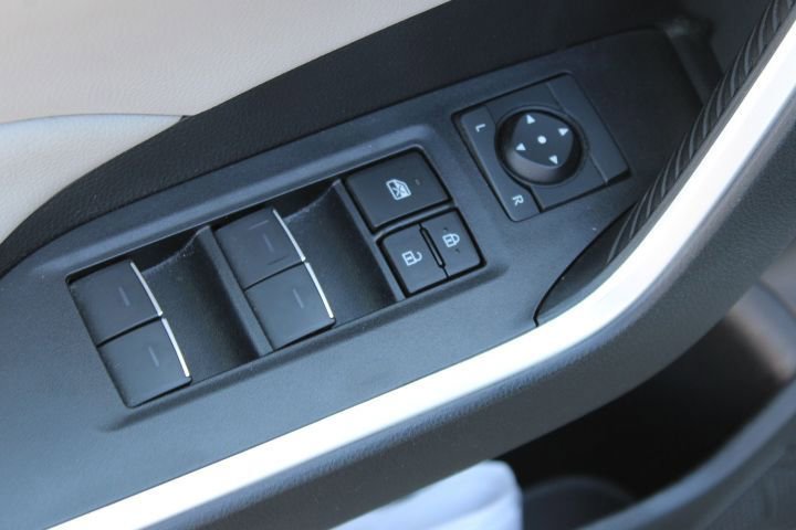 Used 2023 Toyota RAV4 XLE AWD/4WD image 17