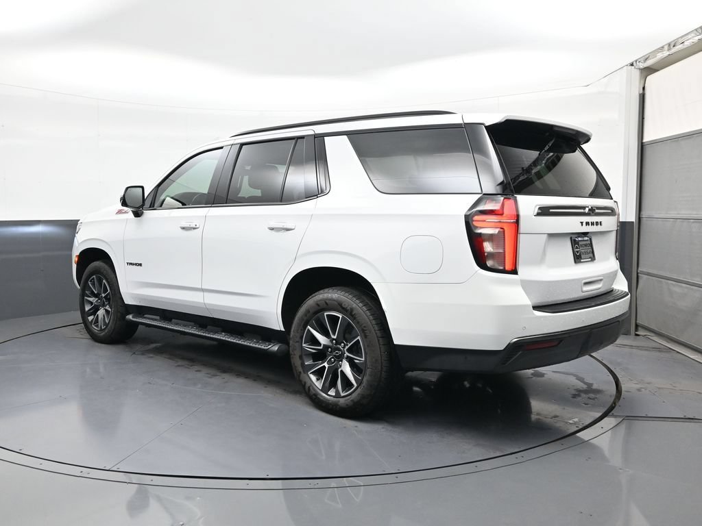 Used 2022 Chevrolet Tahoe Z71 w/ Luxury Package AWD/4WD image 5