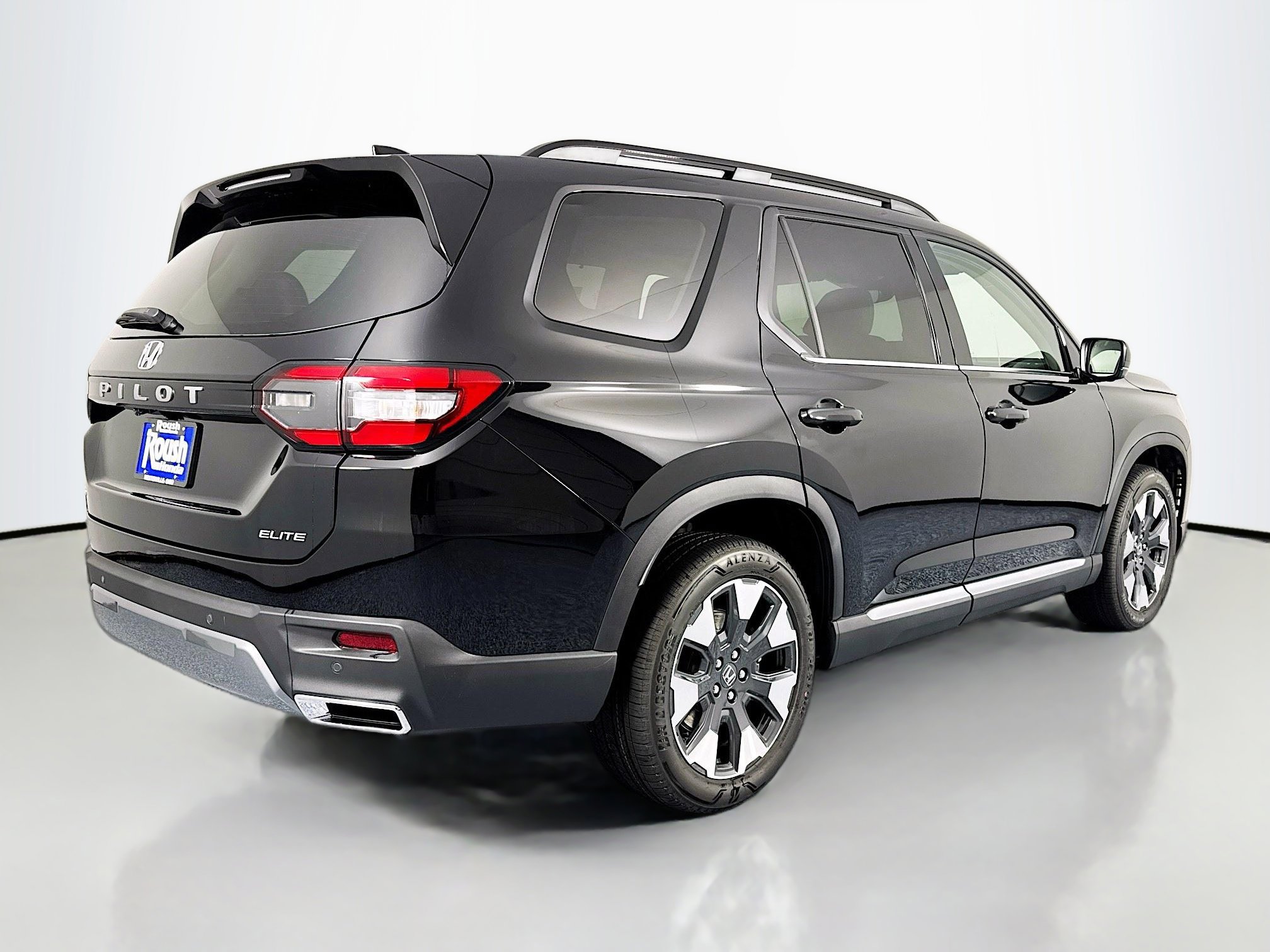 New 2026 Honda Pilot Elite image 5