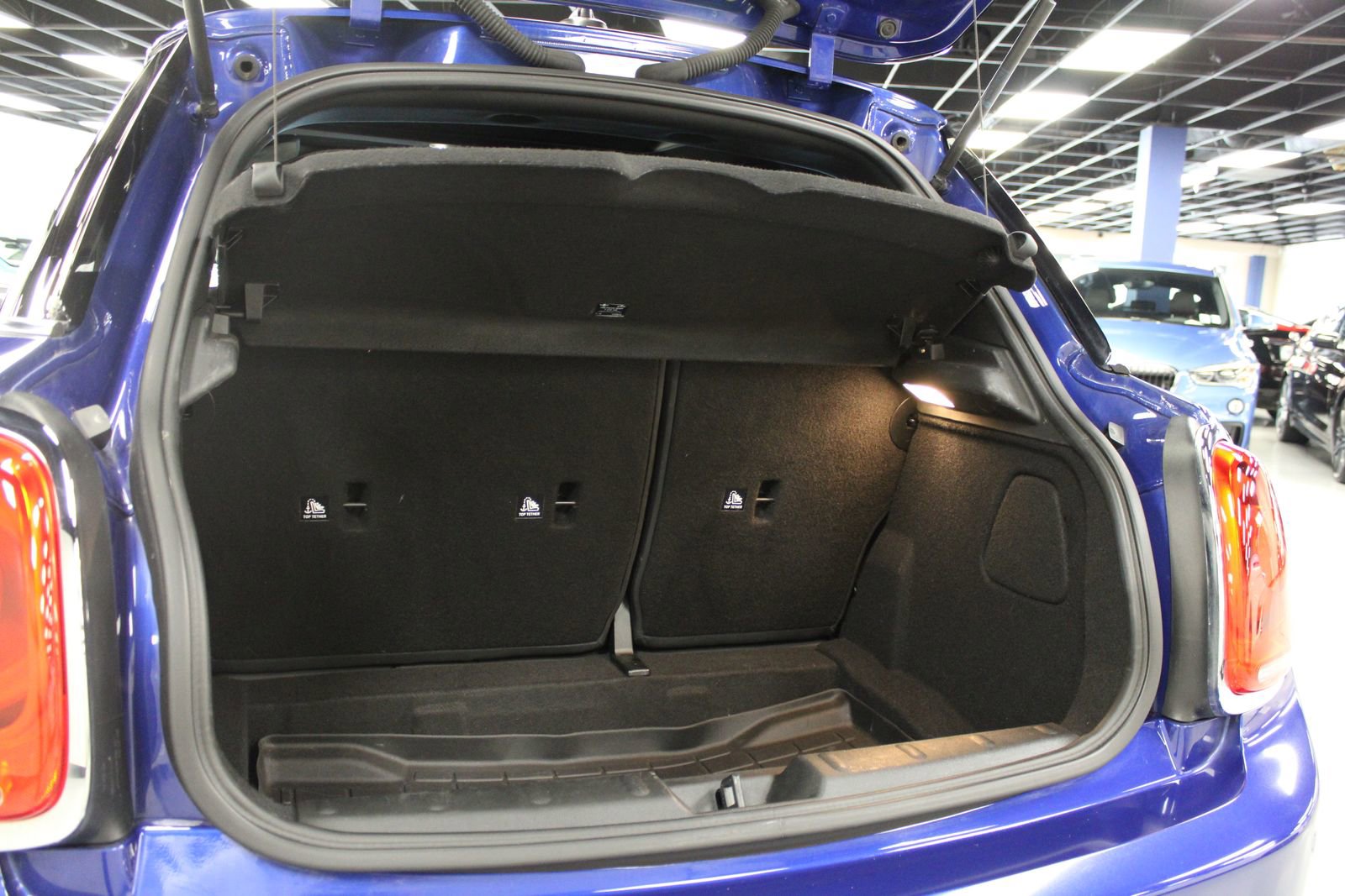 Used 2019 MINI Cooper 4-Door Hardtop image 15