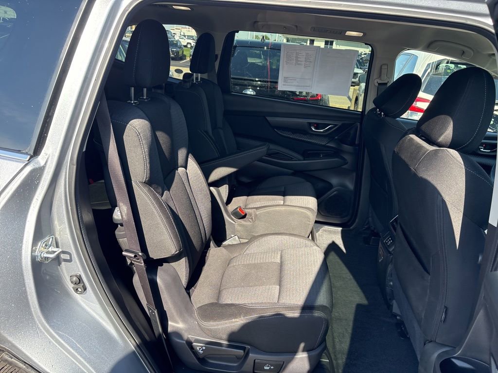 Certified 2025 Subaru Ascent Premium w/ Popular Package #2 AWD/4WD image 11