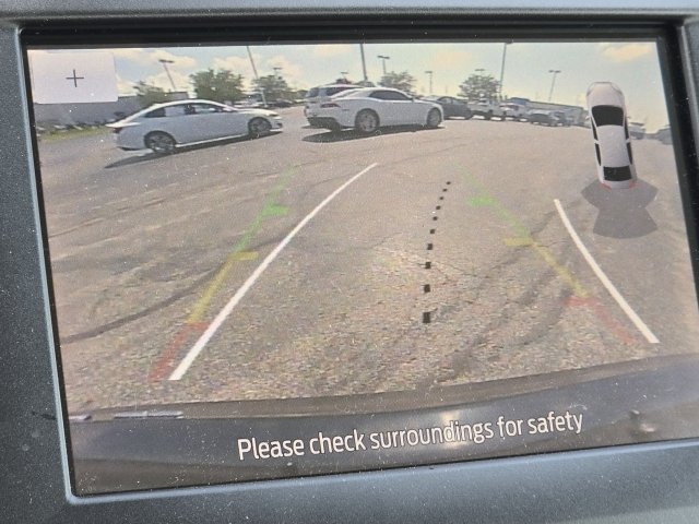 Used 2020 Ford Fusion SE w/ Fleet SE Value Package FWD image 3