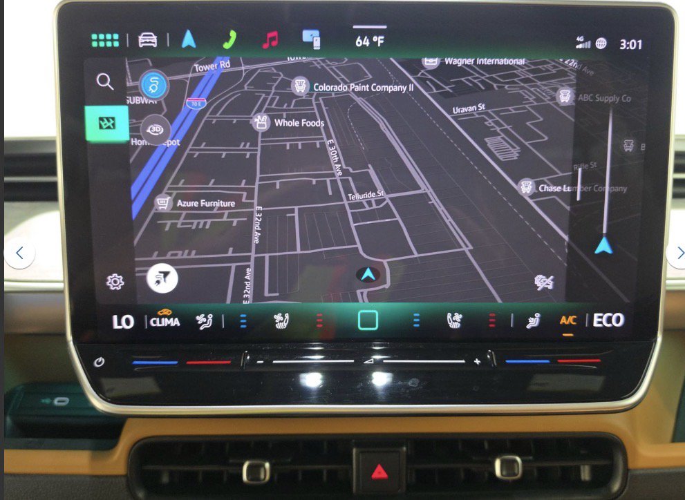 Used 2025 Volkswagen ID. Buzz Pro S Plus AWD/4WD image 11
