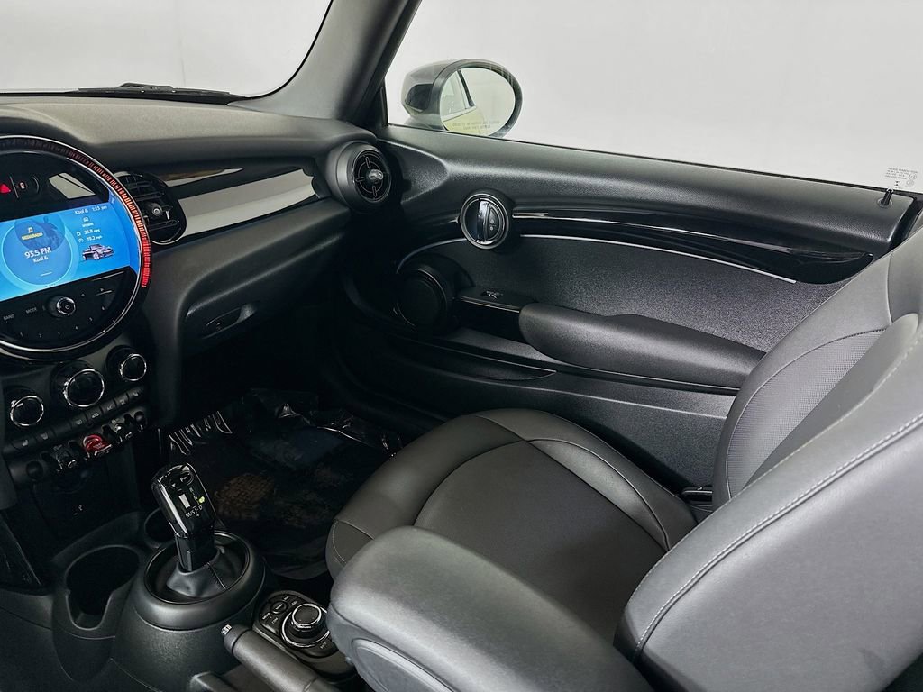 Used 2023 MINI Cooper Convertible image 31