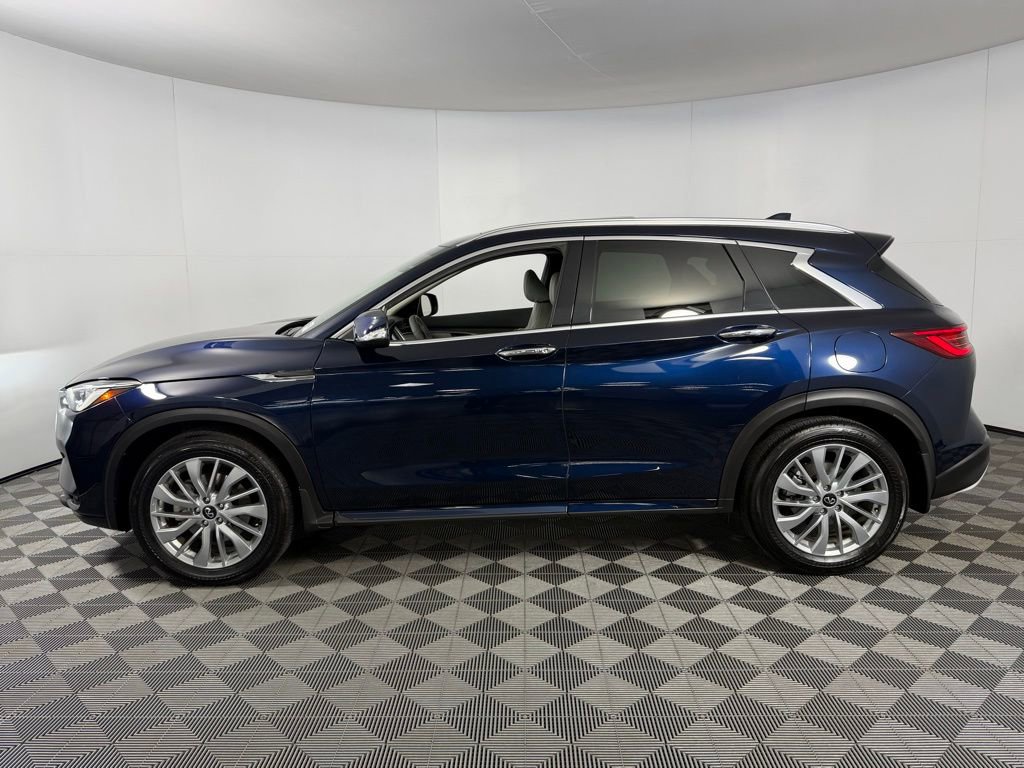 Used 2025 INFINITI QX50 Luxe image 8