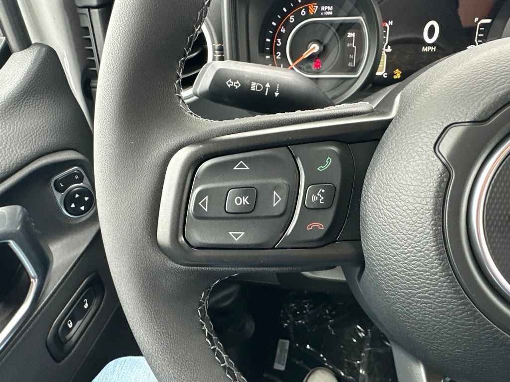 New 2026 Jeep Gladiator Sport AWD/4WD image 38