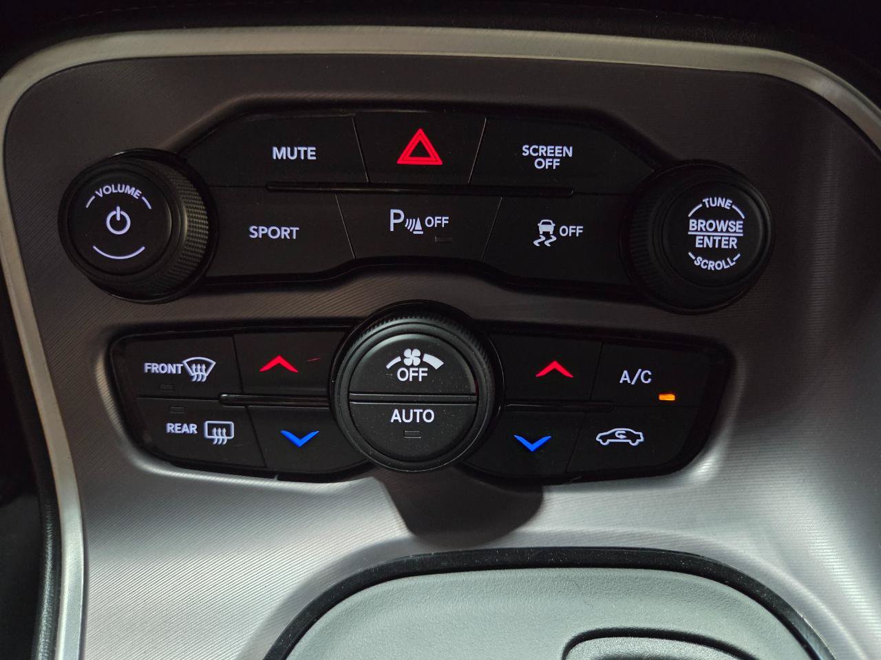 Used 2022 Dodge Challenger GT AWD/4WD image 26