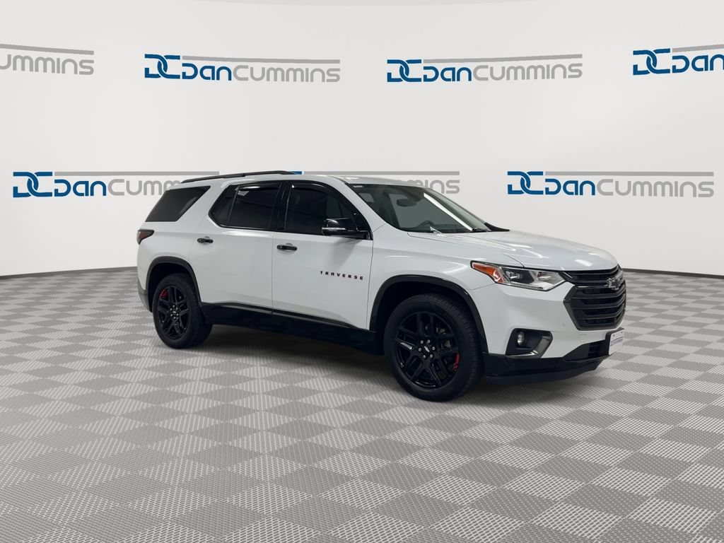 Used 2020 Chevrolet Traverse Premier w/ Redline Edition AWD/4WD image 2