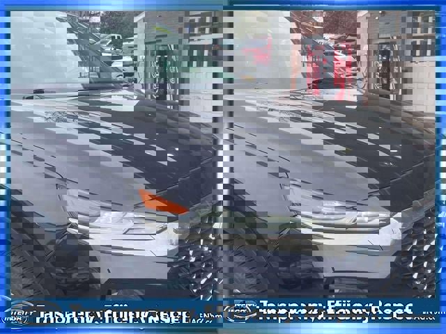 Used 2019 Hyundai Santa Fe SE image 9