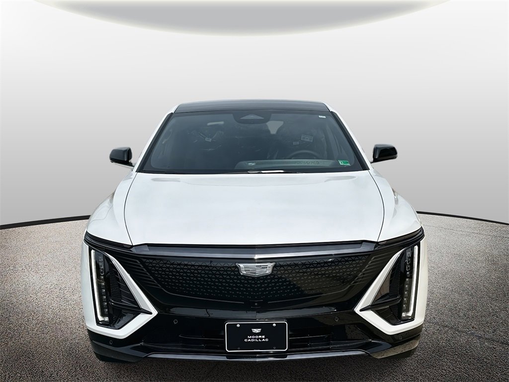 New 2025 Cadillac Lyriq Sport image 6