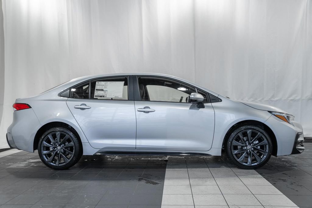 New 2026 Toyota Corolla SE image 3