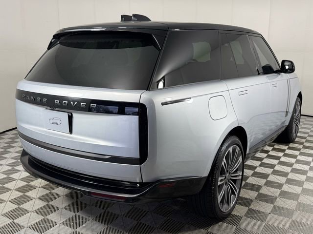 New 2025 Land Rover Range Rover SE image 7