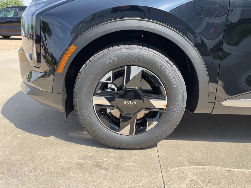 New 2026 Kia Sportage LX FWD image 15