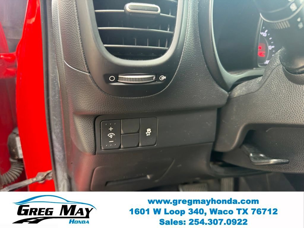 Used 2019 Kia Soul + FWD image 12
