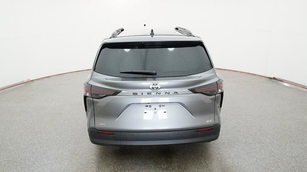 New 2026 Toyota Sienna XLE FWD image 10