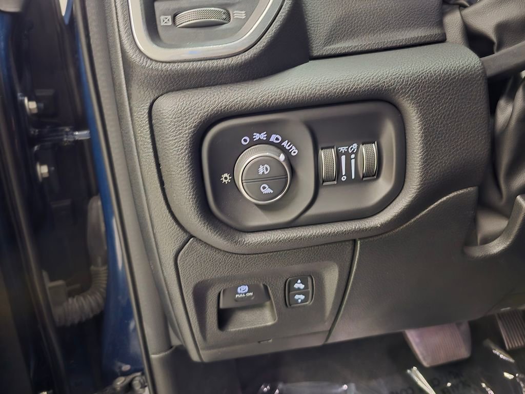 Certified 2022 RAM 1500 Laramie AWD/4WD image 33