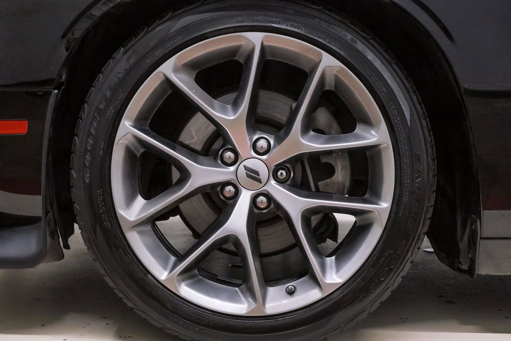 Used 2022 Dodge Challenger GT RWD image 31