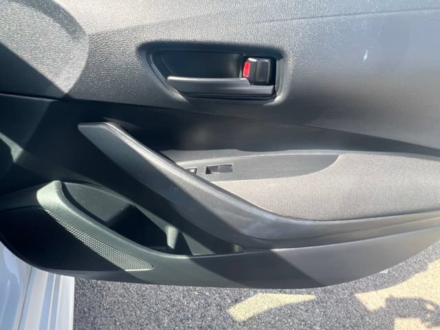 Used 2025 Toyota Corolla LE FWD image 35