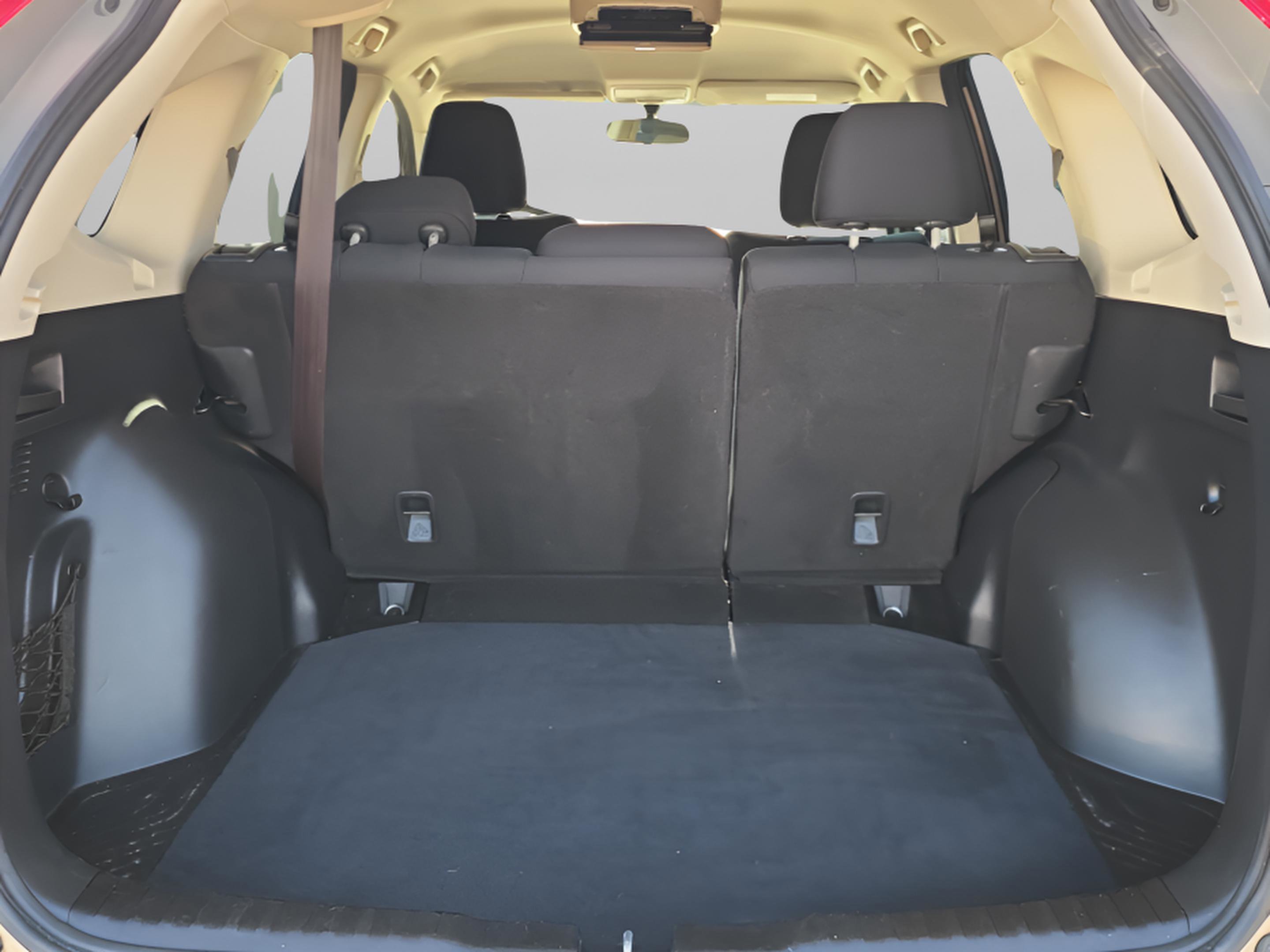 Used 2015 Honda CR-V LX image 4