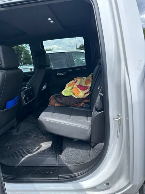Used 2025 Chevrolet Silverado 2500 LTZ w/ LTZ Convenience Package AWD/4WD image 8