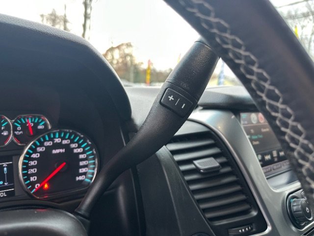 Used 2019 Chevrolet Suburban LT image 24