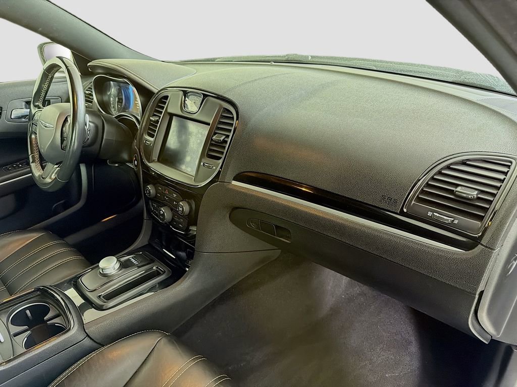 Used 2021 Chrysler 300 S RWD image 30