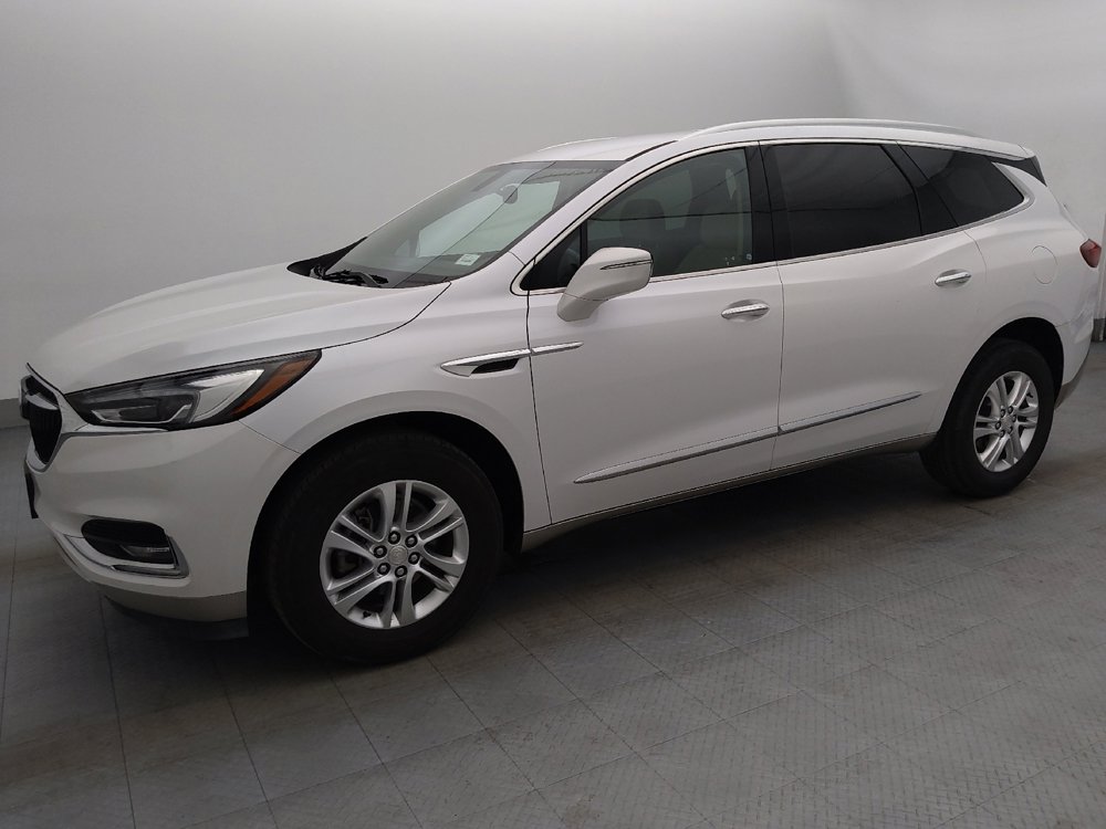 Used 2021 Buick Enclave Essence w/ Sound and Sites Package image 2