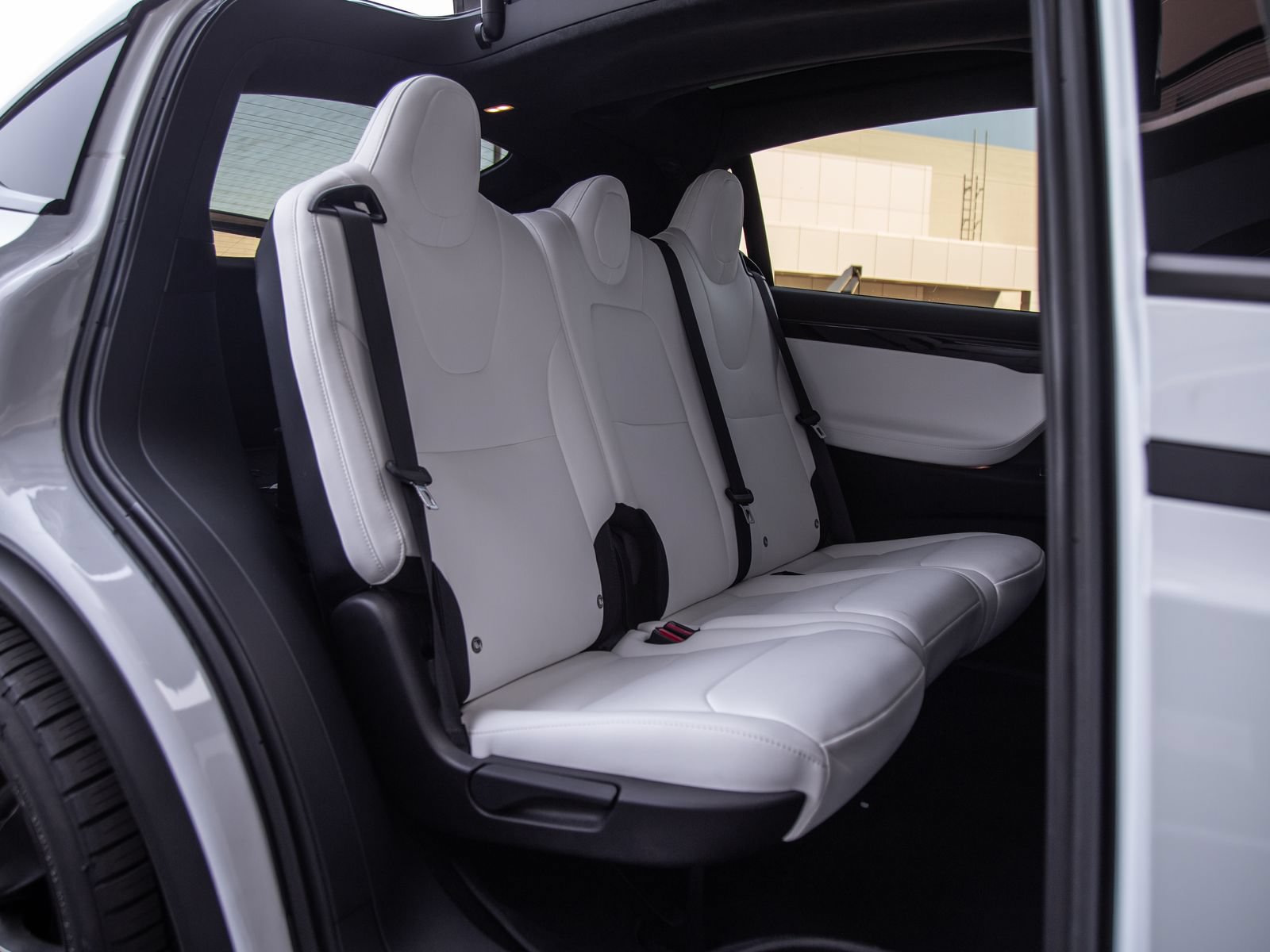 Used 2020 Tesla Model X Long Range AWD/4WD image 25