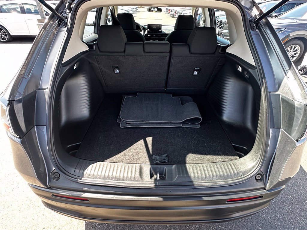 Certified 2025 Honda HR-V LX image 12