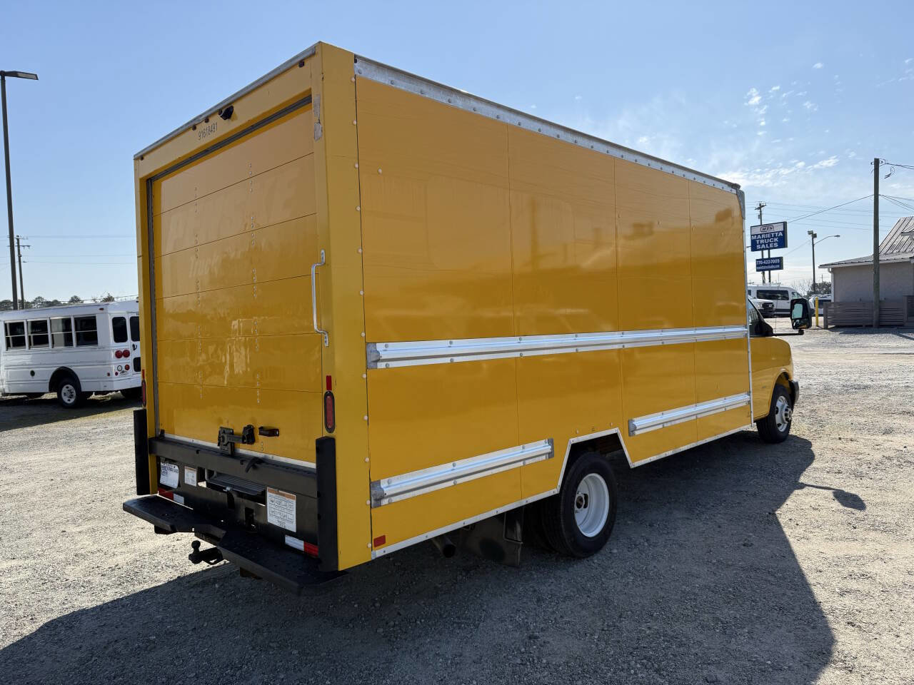 Used 2021 GMC Savana 3500 Extended w/ Power Convenience Package image 9