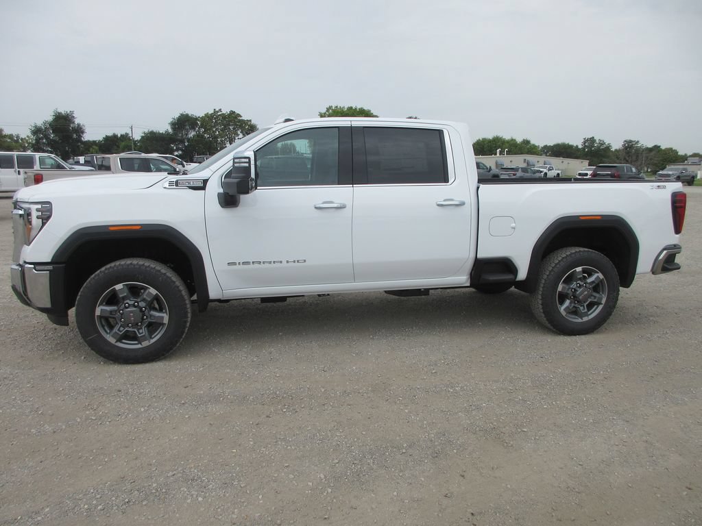 New 2026 GMC Sierra 2500 SLT AWD/4WD image 9
