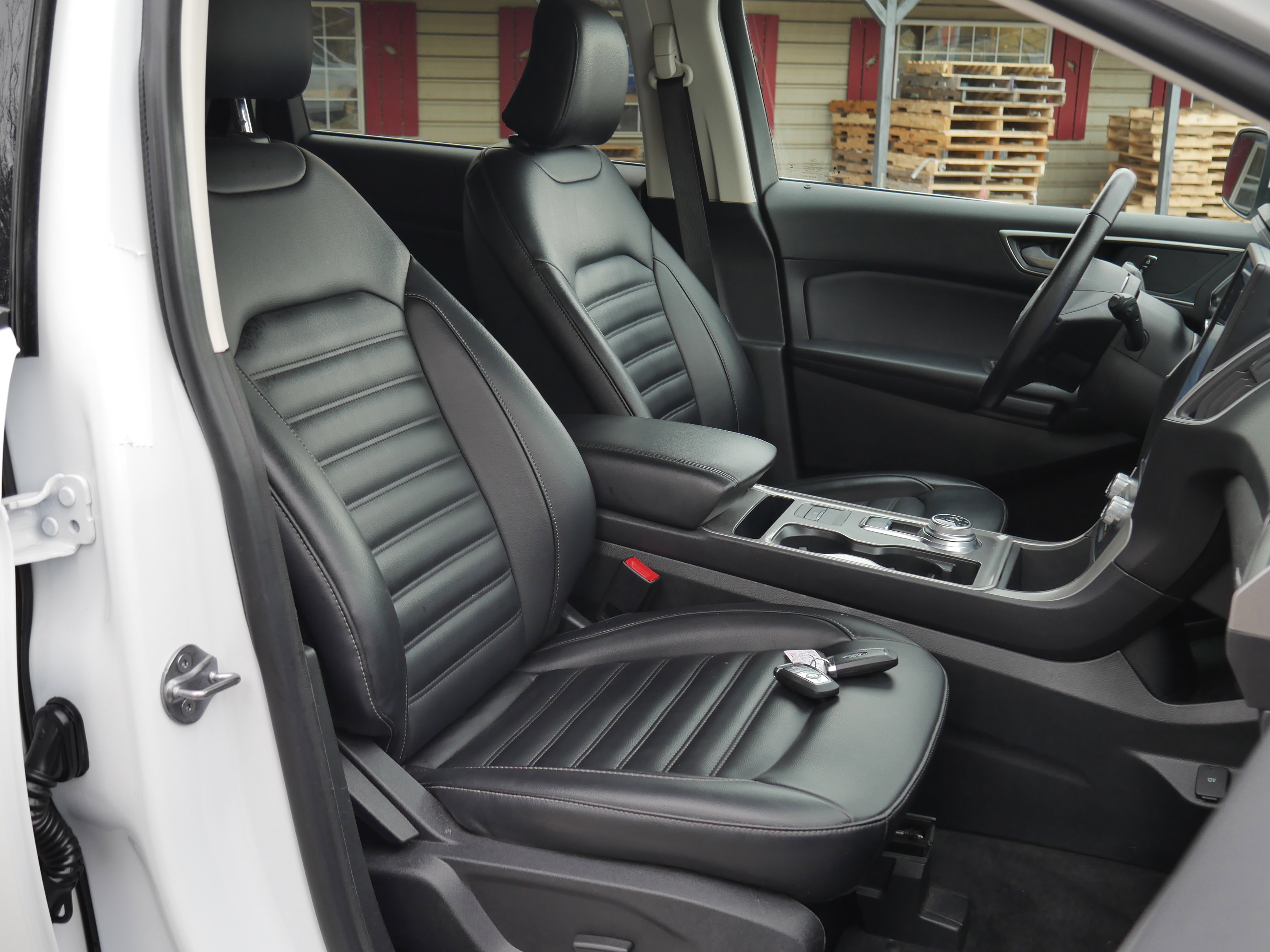 Used 2024 Ford Edge SEL w/ Convenience Package image 33