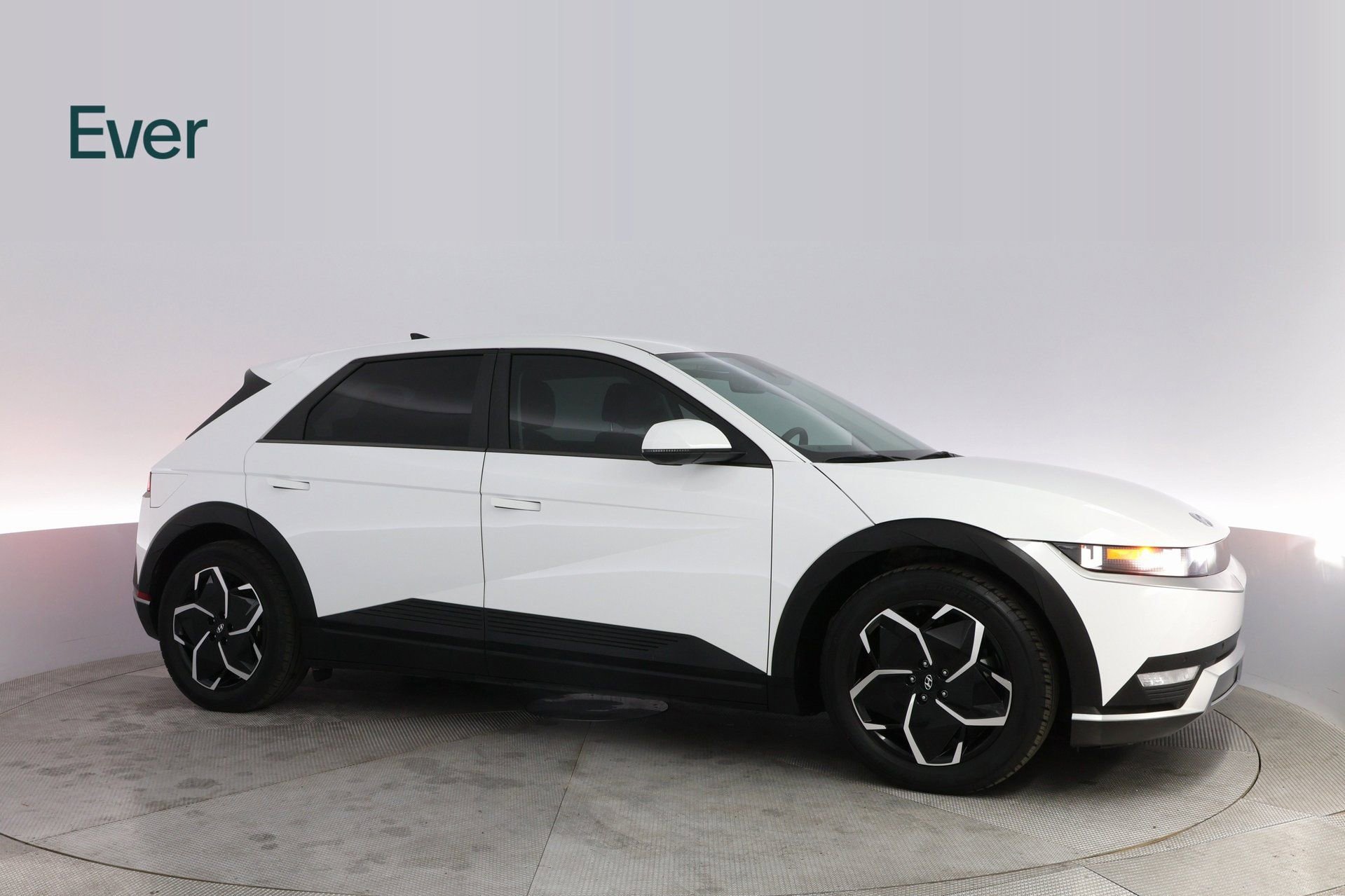 Used 2023 Hyundai Ioniq 5 SEL w/ Cargo Package image 5