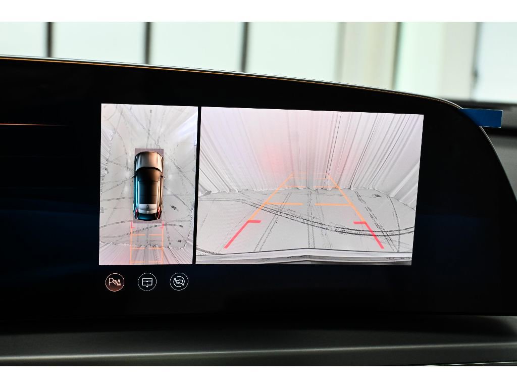 Used 2024 Cadillac Lyriq Luxury RWD image 47