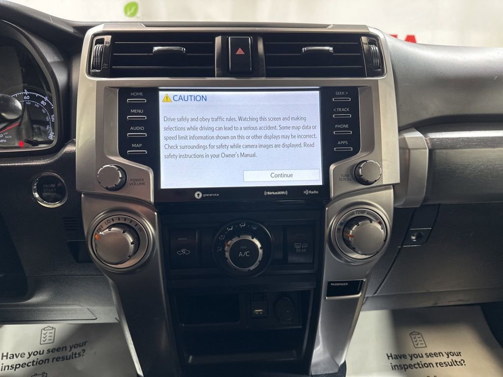 Used 2023 Toyota 4Runner SR5 AWD/4WD image 31