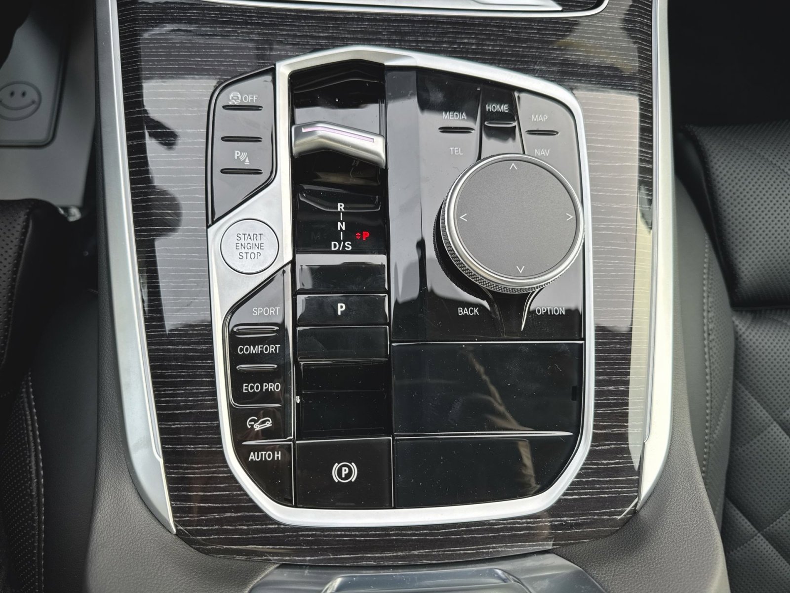 New 2026 BMW X5 xDrive40i w/ M Sport Package image 23