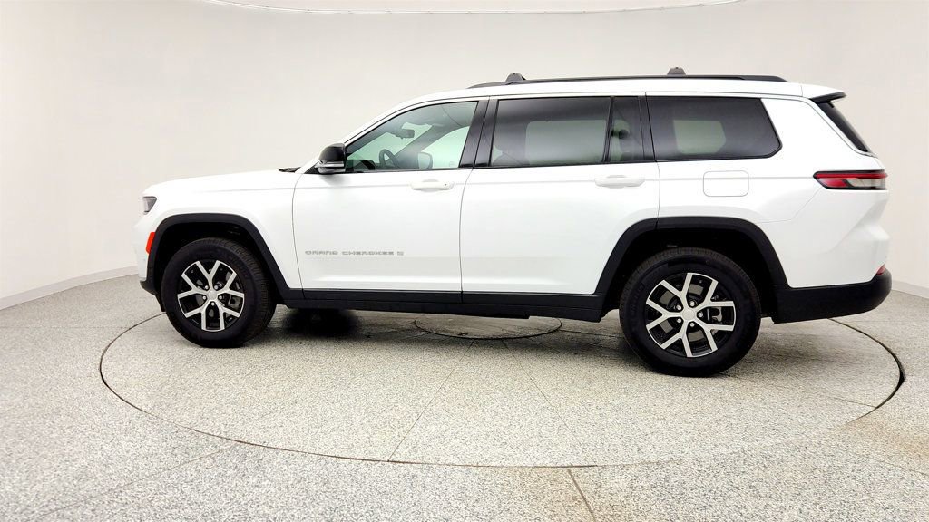 Used 2025 Jeep Grand Cherokee L Limited w/ Luxury Tech Group II AWD/4WD image 8