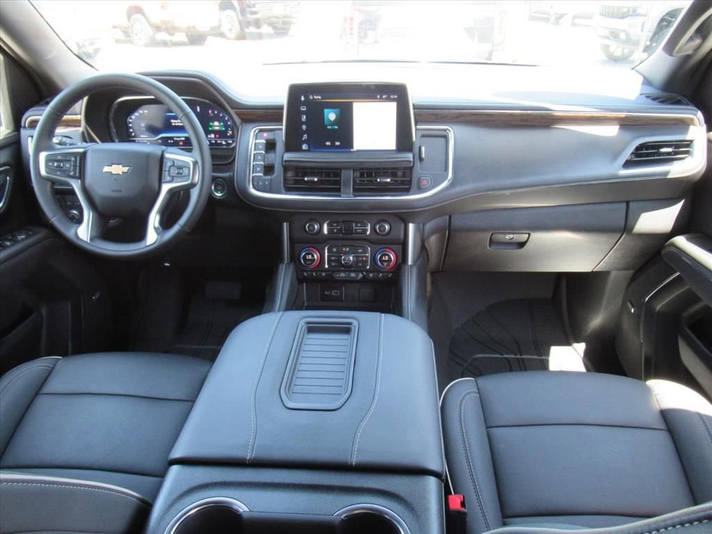 Used 2024 Chevrolet Tahoe Premier AWD/4WD image 10