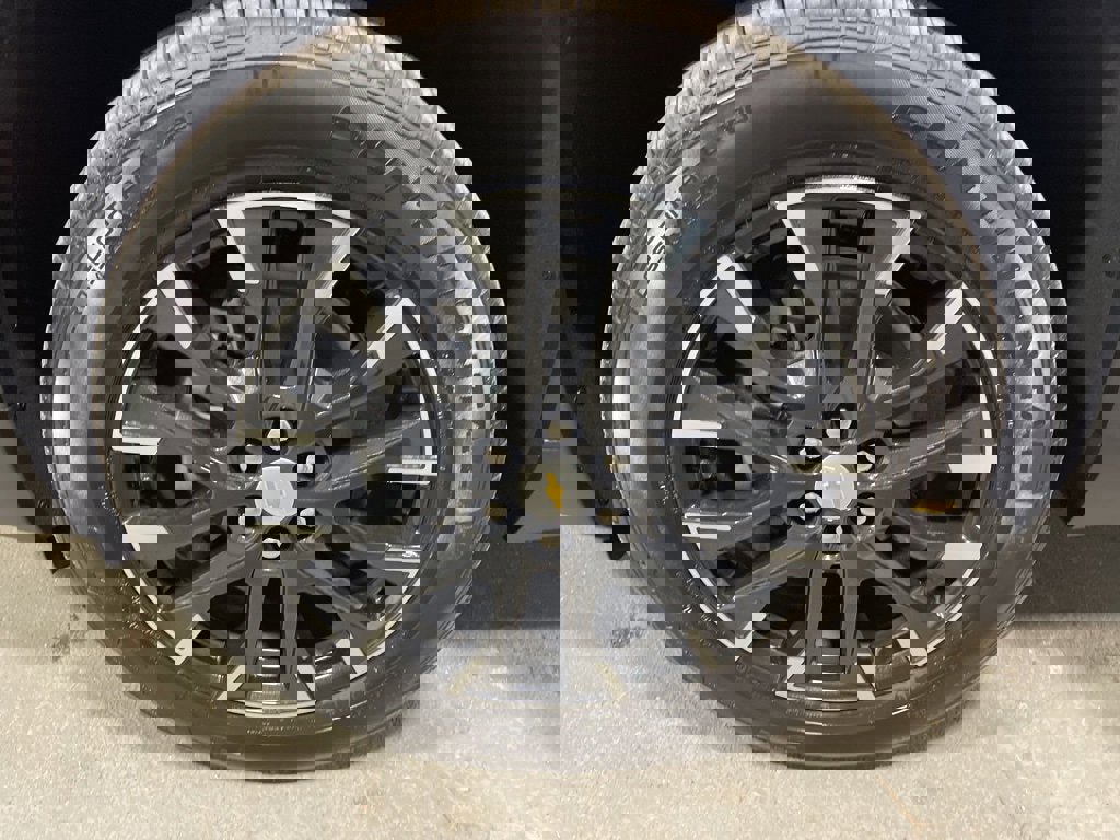 New 2026 Chevrolet Traverse LT w/ Sun and Wheel Package image 37