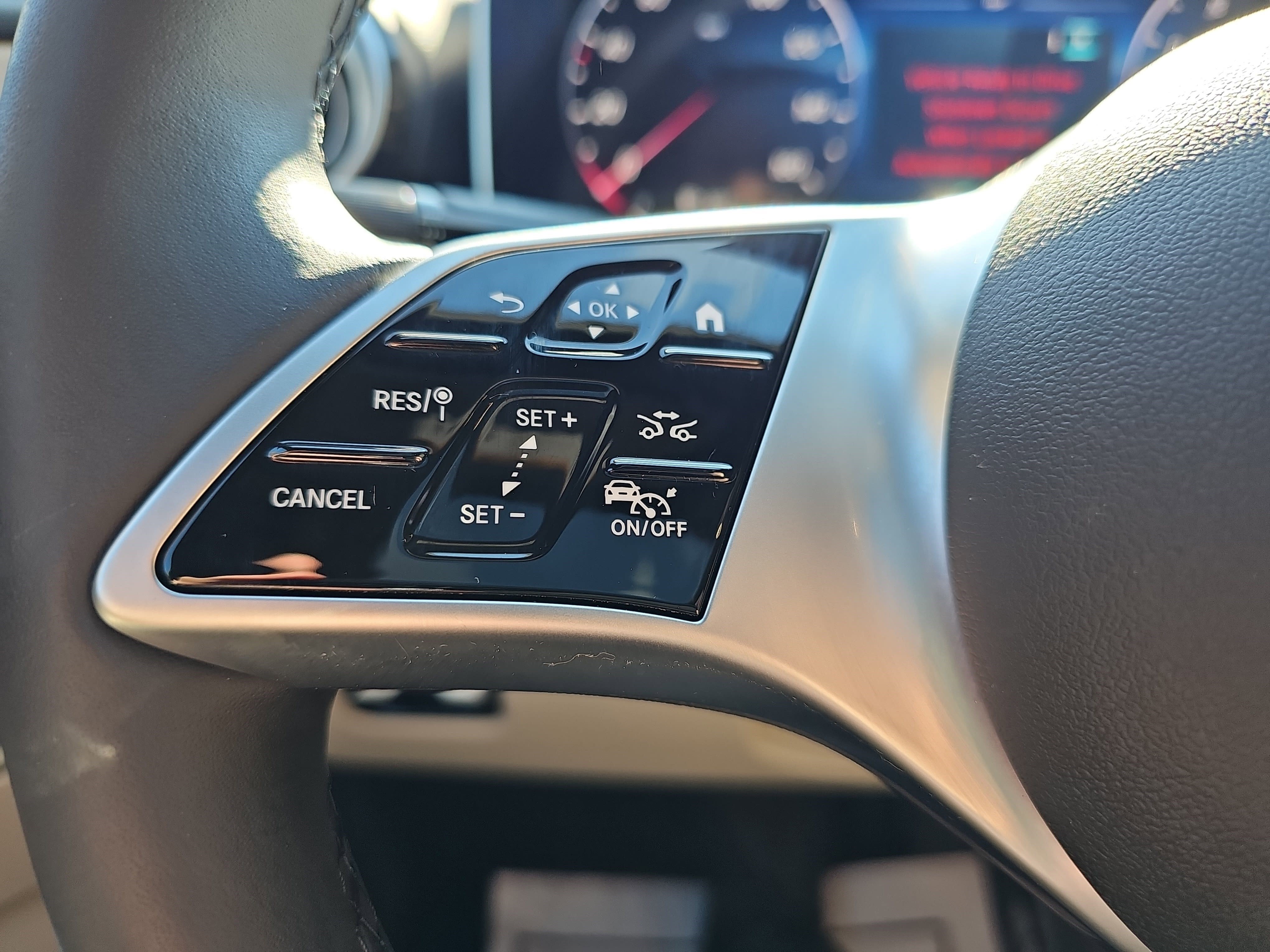 Certified 2025 Mercedes-Benz C 300 Sedan image 19