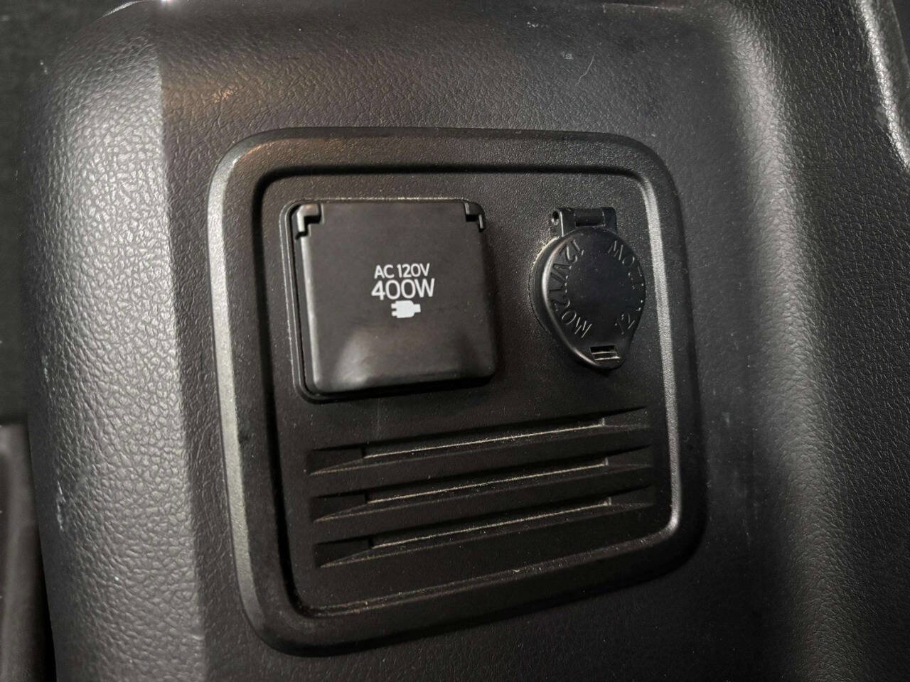 Used 2014 Toyota 4Runner SR5 image 19