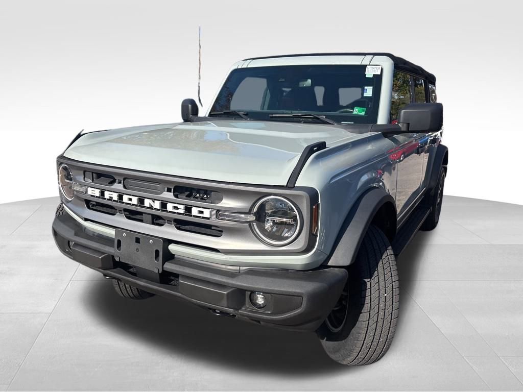 Used 2022 Ford Bronco Big Bend image 2