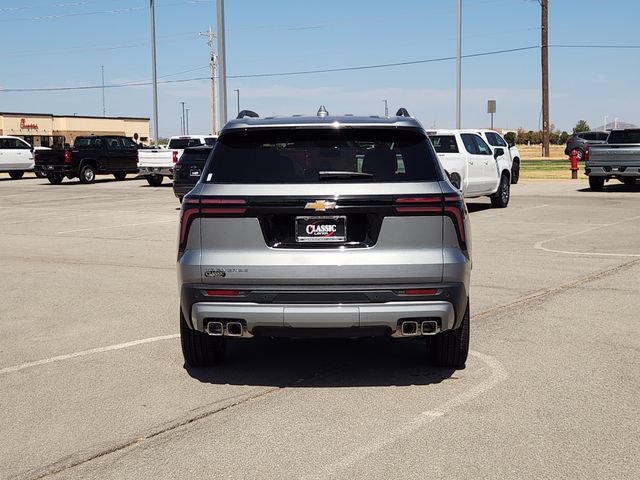 New 2027 Chevrolet Traverse LT FWD image 6
