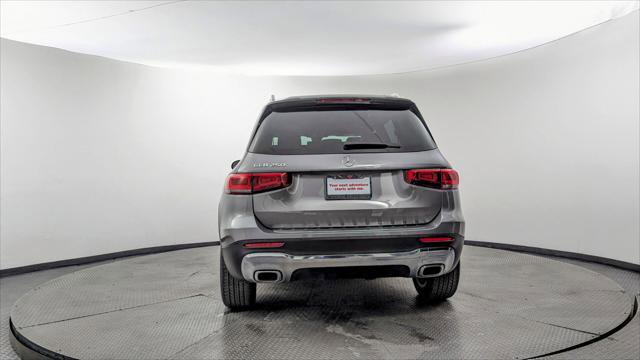 Used 2021 Mercedes-Benz GLB 250 w/ Premium Package image 7