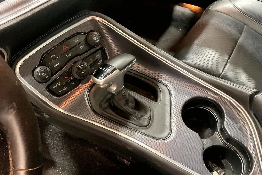 Used 2017 Dodge Challenger R/T Plus image 15